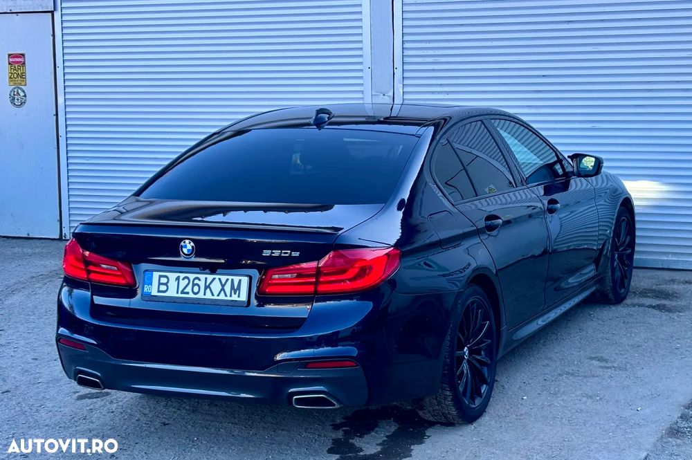 BMW Seria 5 530e Aut. M Sport Edition - 13