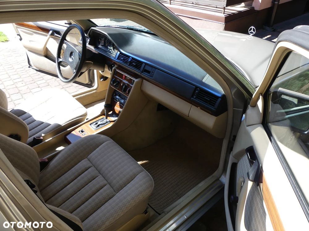 Mercedes-Benz W124 (1984-1993) - 9