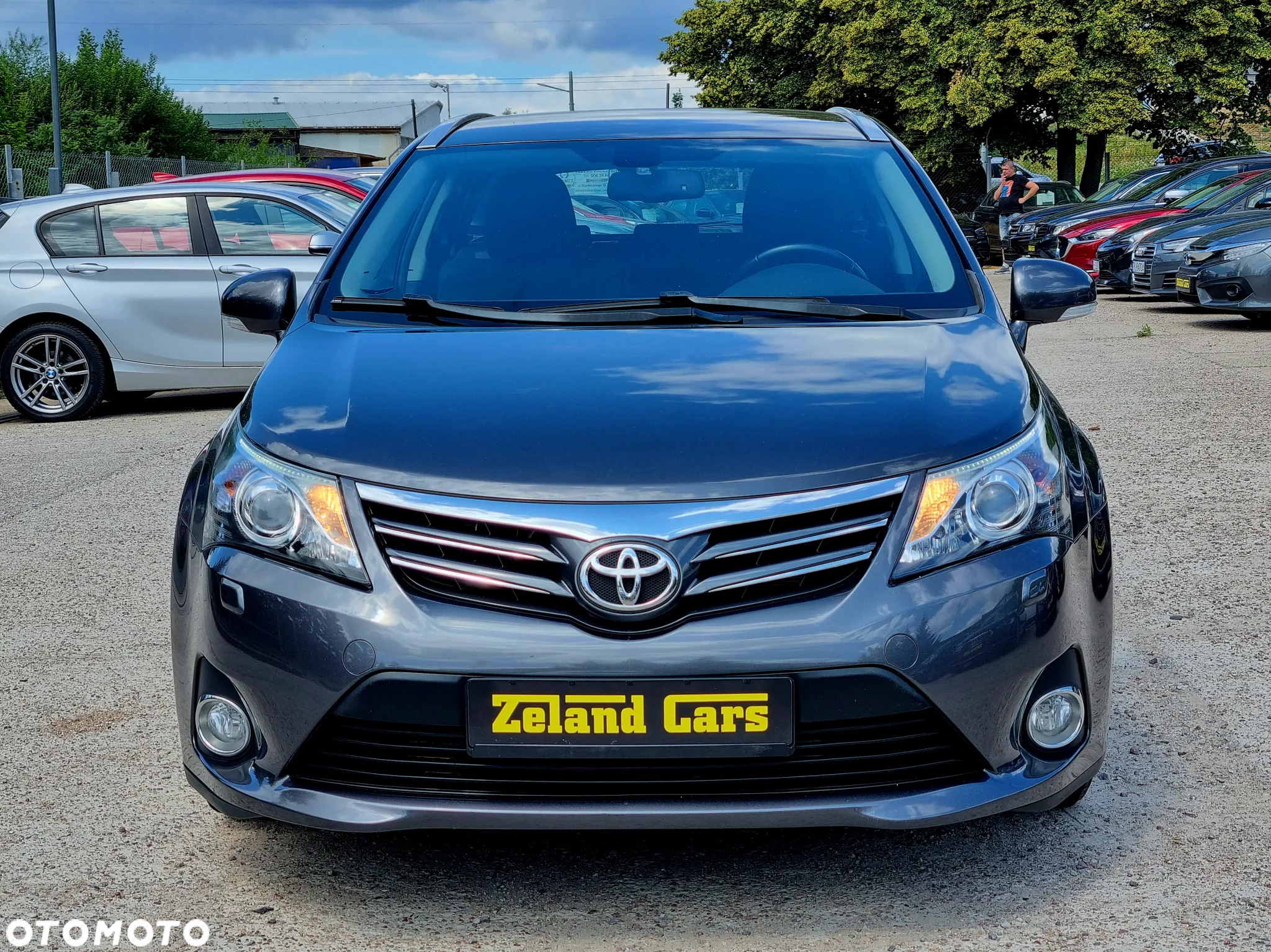 Toyota Avensis 1.8 Premium - 2
