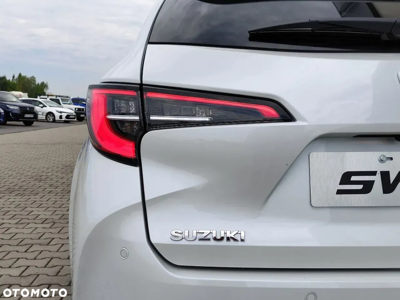 Suzuki Swace 1.8 Hybrid Elegance CVT - 6