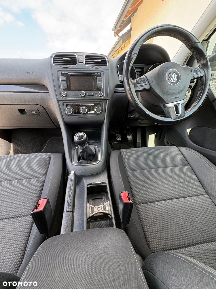 Volkswagen Golf 2.0 TDI DPF Comfortline - 11
