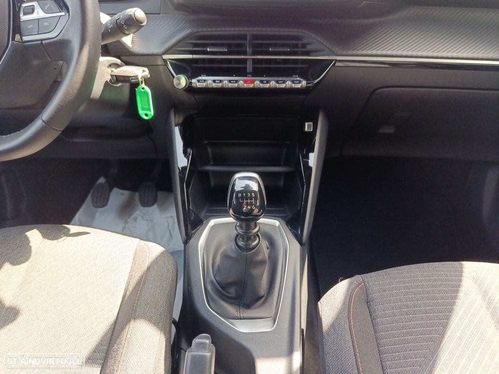 Peugeot 2008 1.2 PureTech Style - 11