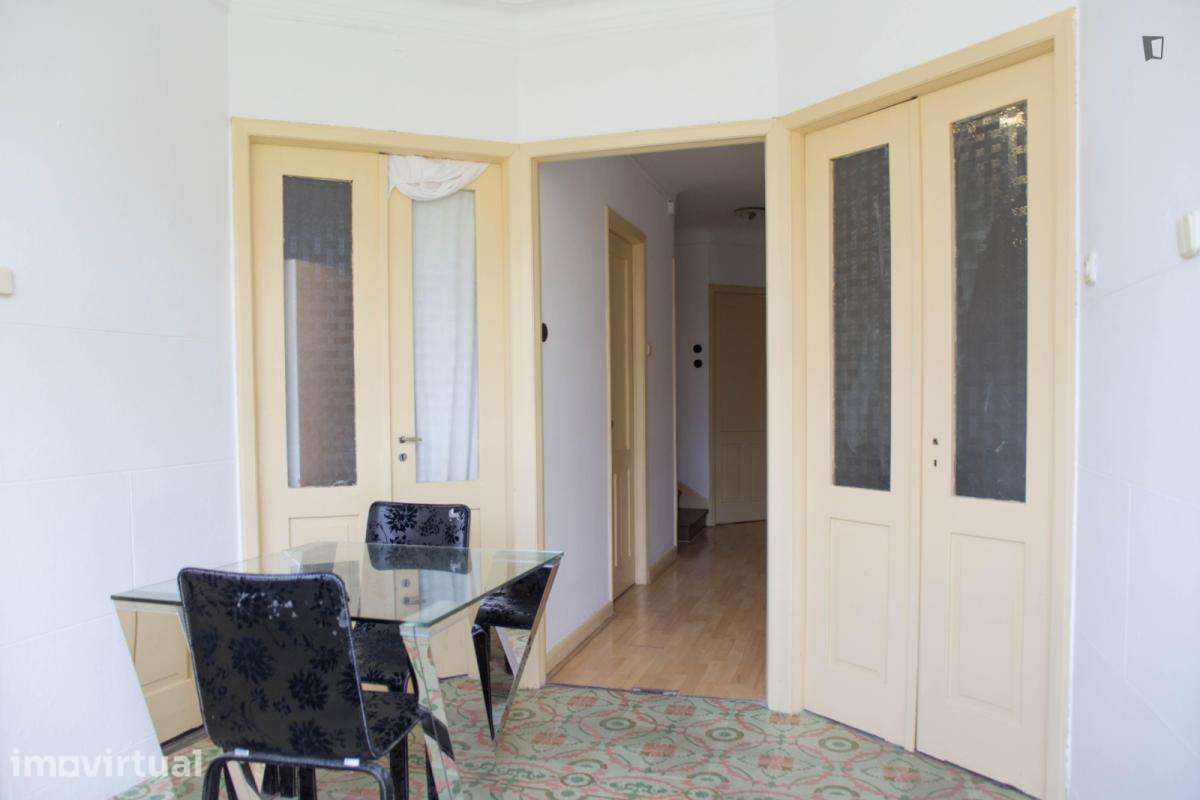 Quarto - localizado em Cedofeita Porto - Grande imagem: 3/27
