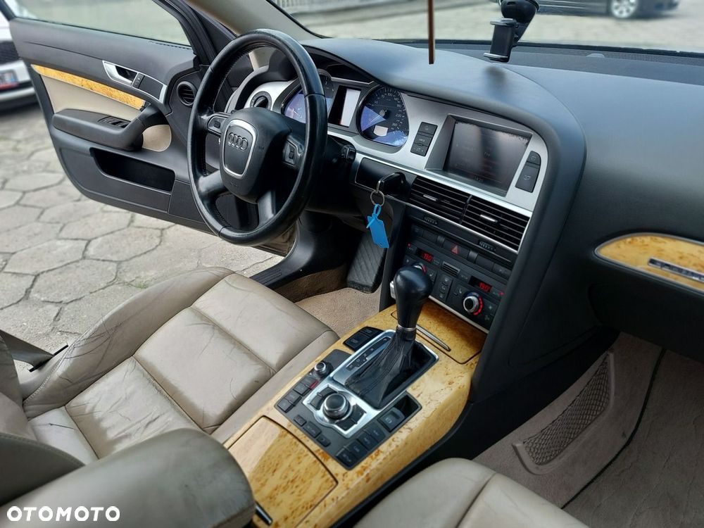 Audi A6 Avant - 16
