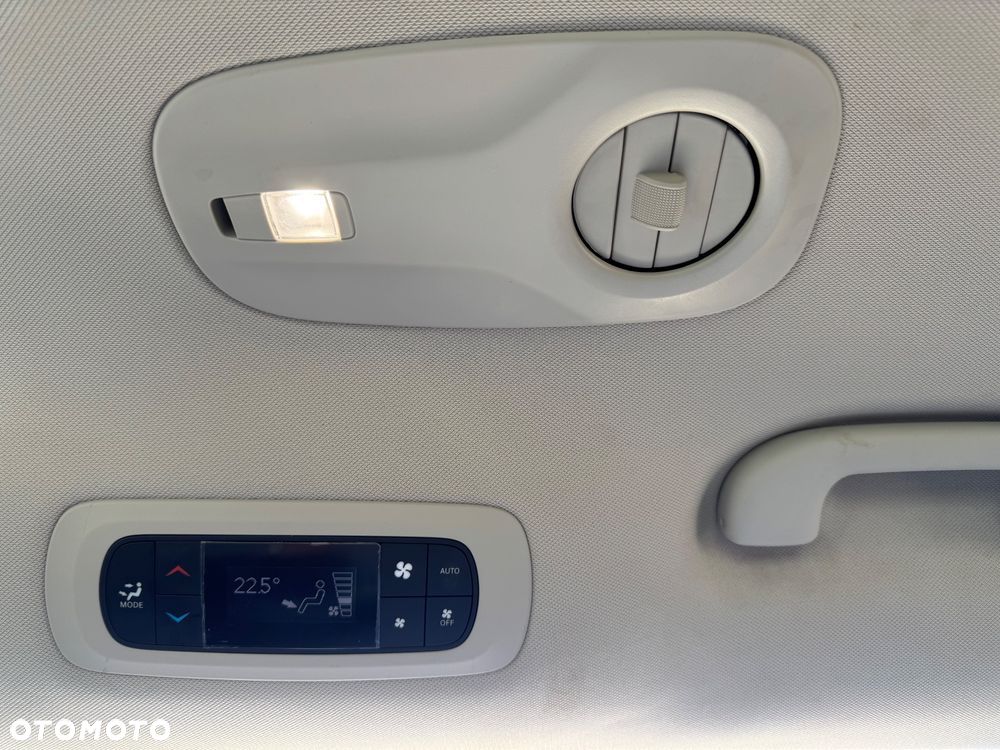 Chrysler Pacifica - 28