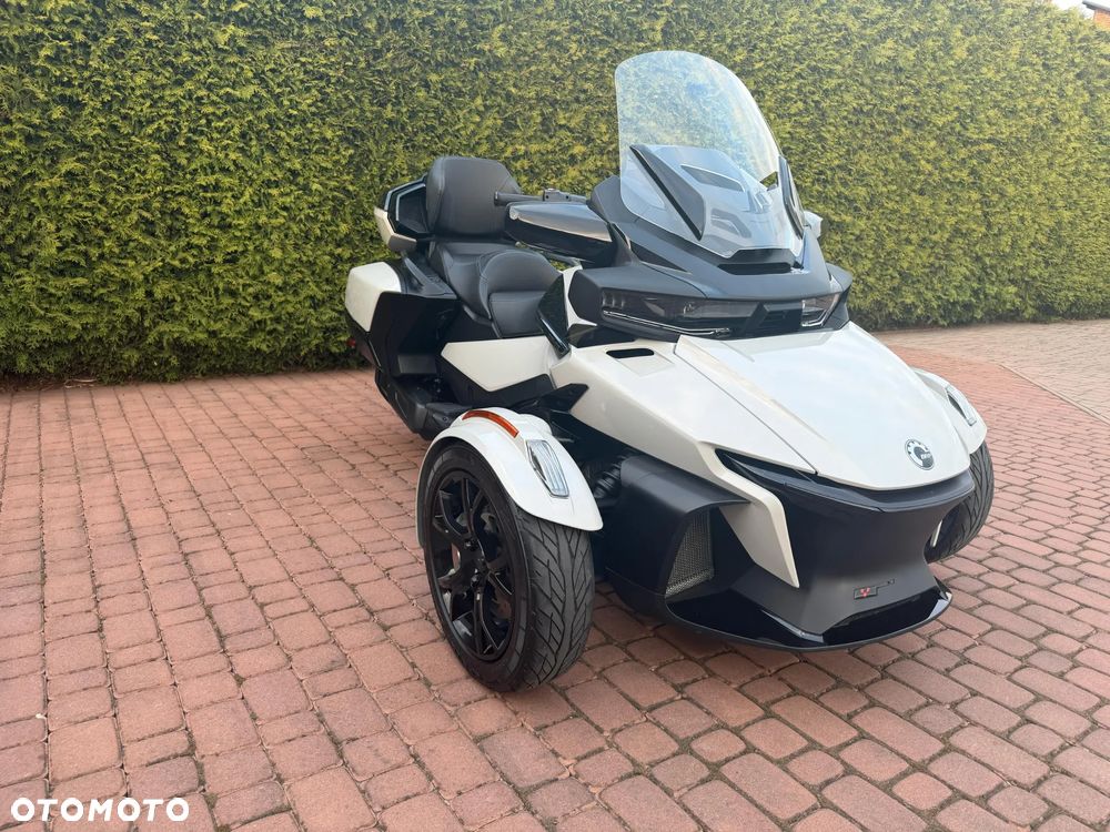 Can-Am Spyder - 3