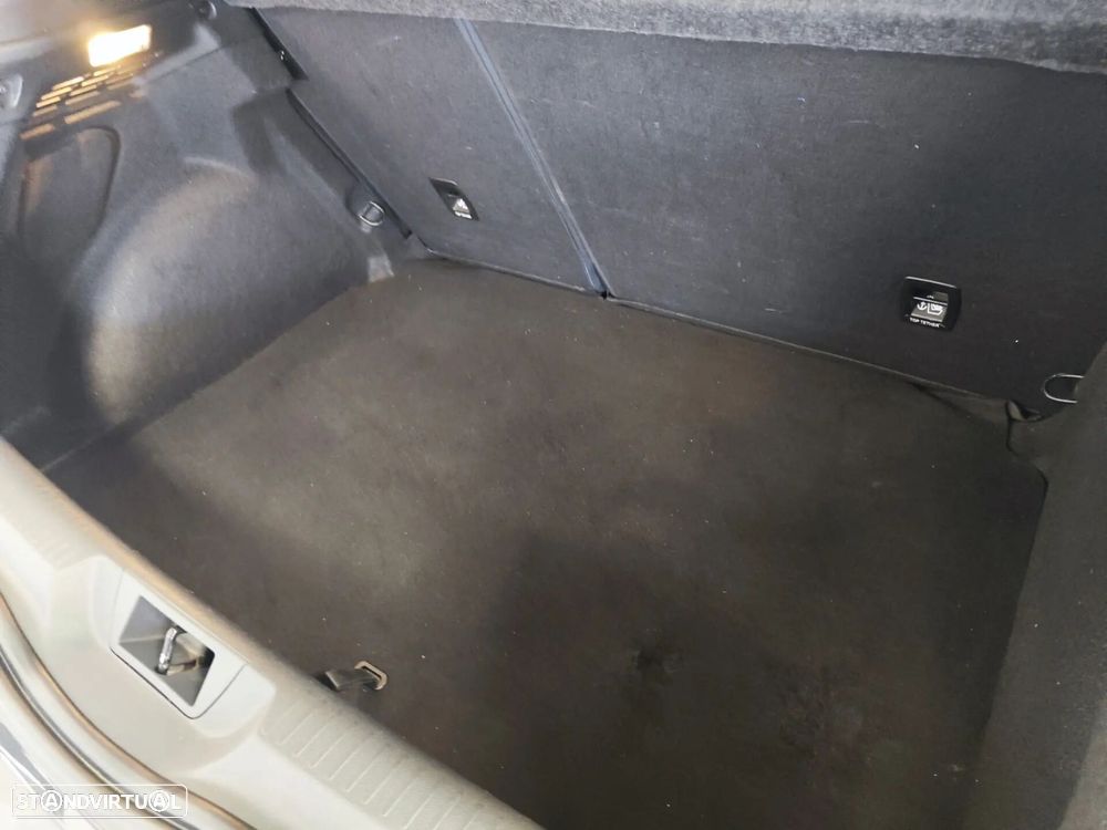 Renault Mégane ENERGY TCe 130 INTENS - 31