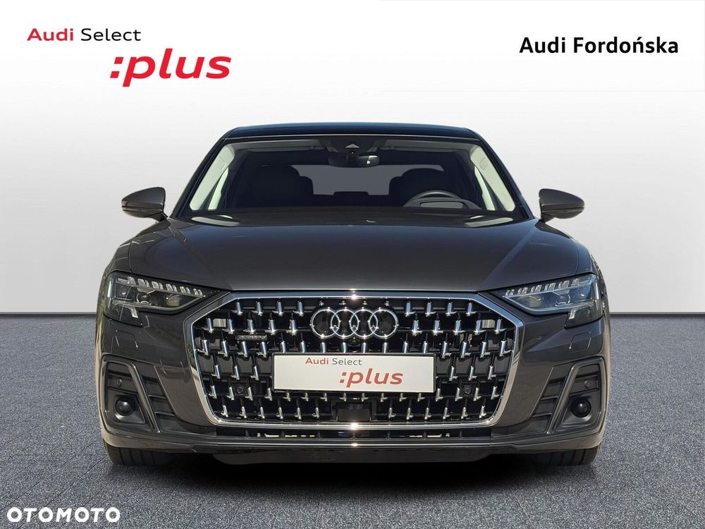 Audi A8 - 8