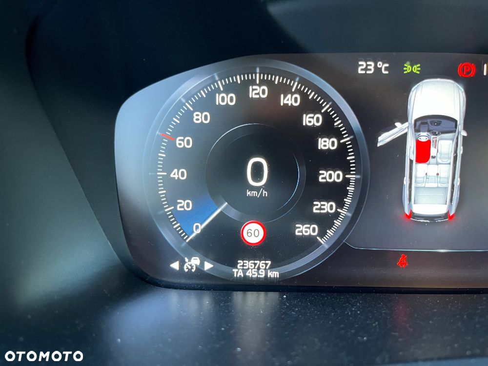 Volvo XC 90 D5 SCR AWD Inscription - 16