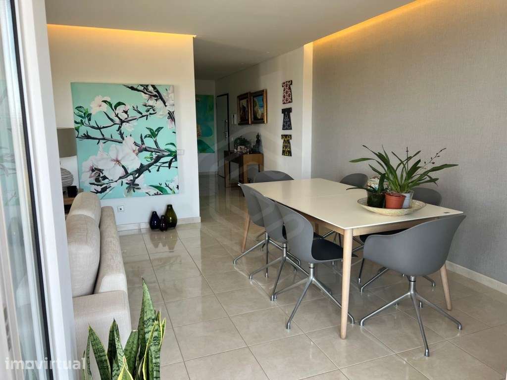 Apartamento T3 em Quarteira, a 100m da praia, com acabamentos de lu... - Grande imagem: 4/28