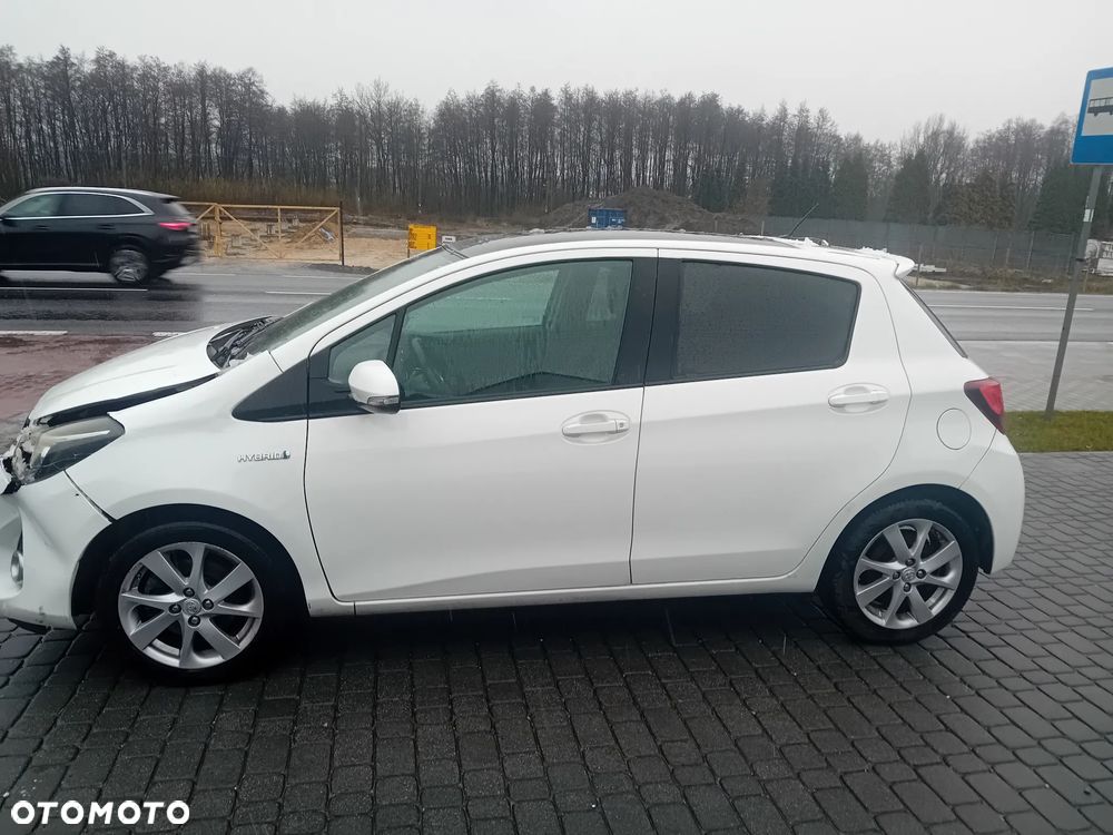 Toyota Yaris 1.5 VVT-i Comfort - 5