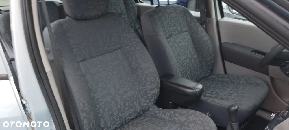 Renault Modus 1.6 16V Privilege - 20