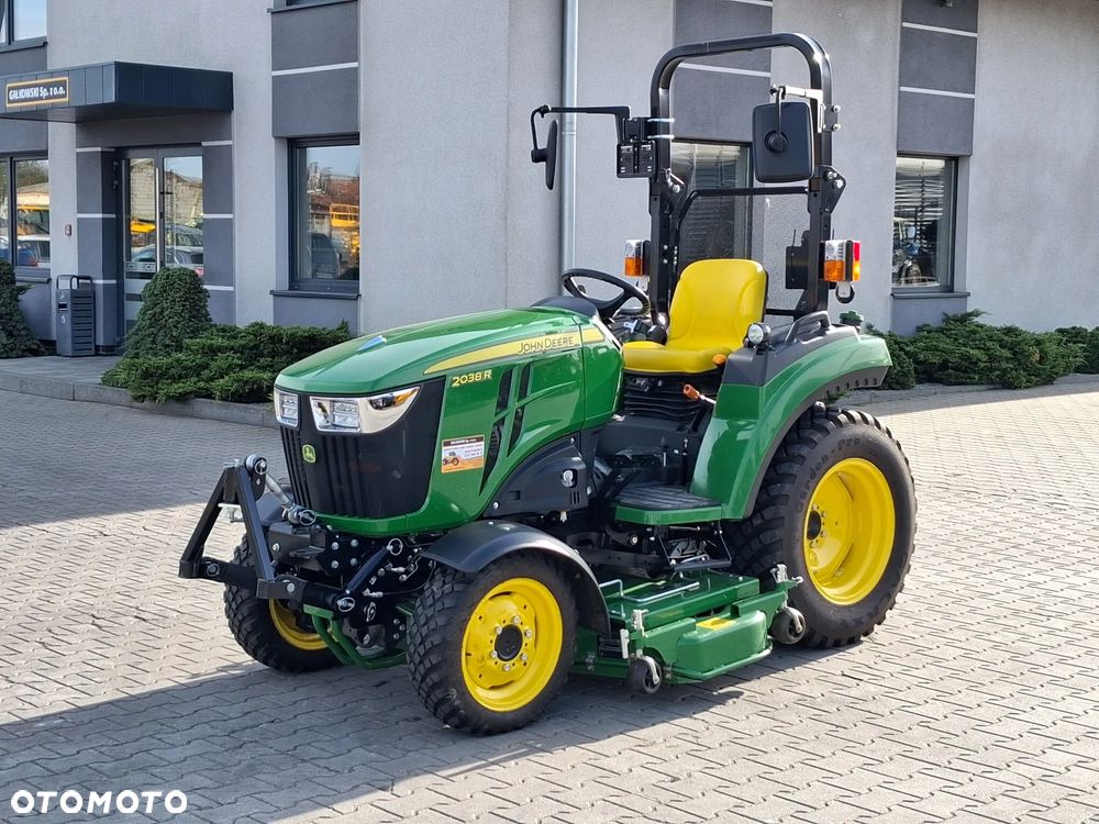 John Deere 2038 R