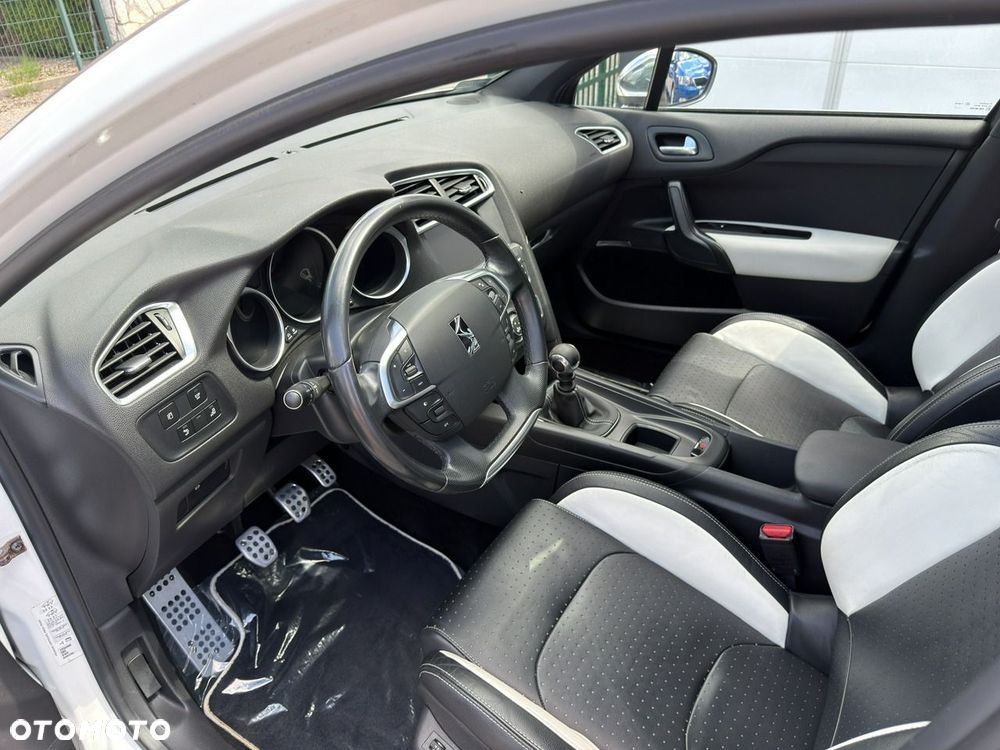 Citroën DS4 THP 200 SportChic - 15