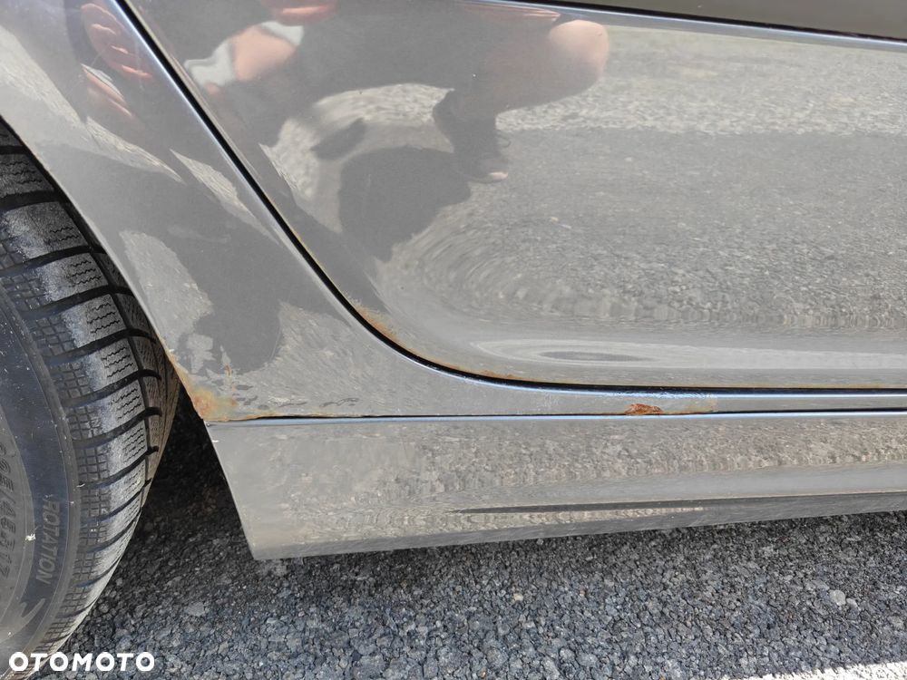 BMW Seria 3 330d - 8