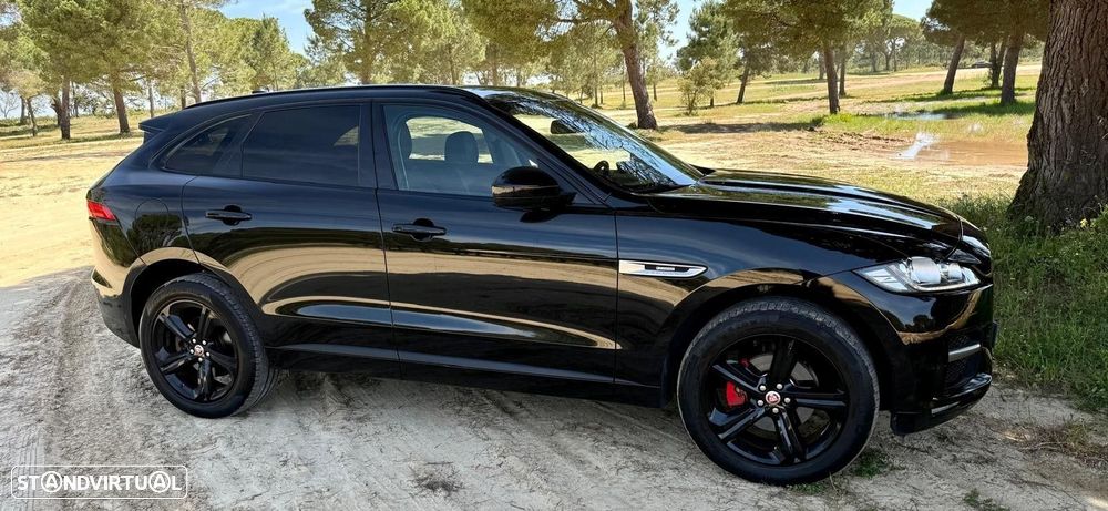 Jaguar F-Pace 25d AWD Aut. R-Sport - 3