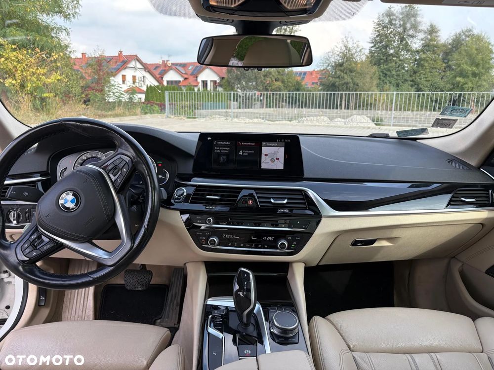 BMW Seria 5 - 10