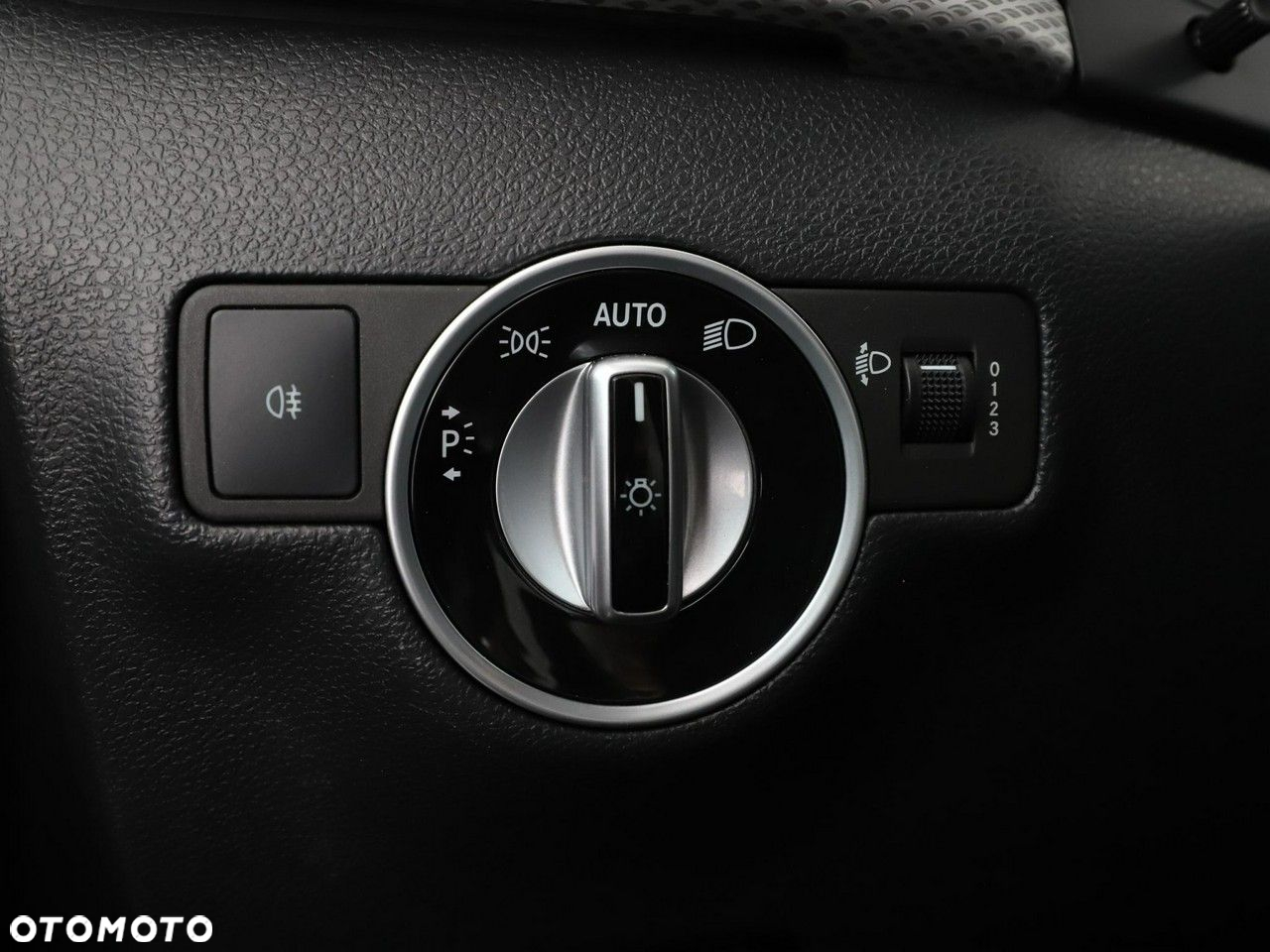 Mercedes-Benz Klasa B 180 (CDI) d 7G-DCT Urban - 31