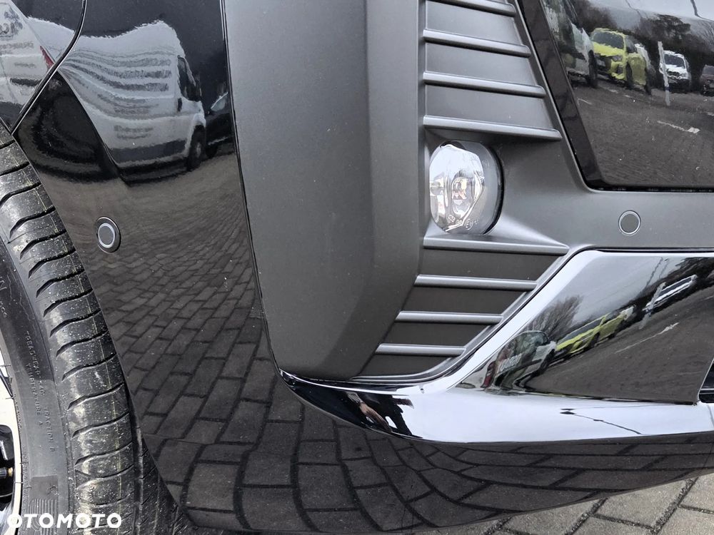 Peugeot Traveller - 12