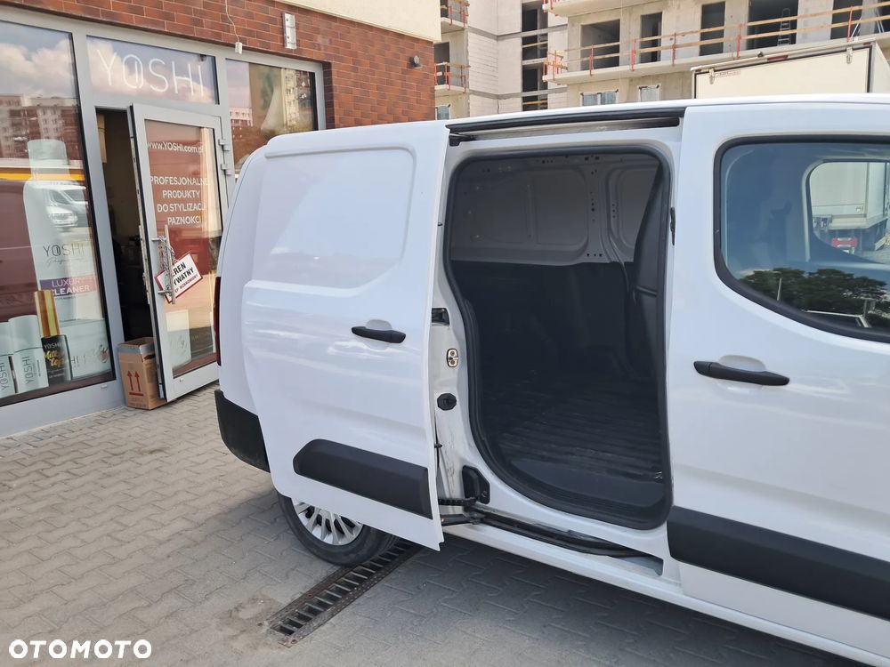 Toyota Proace City Van Long - 10