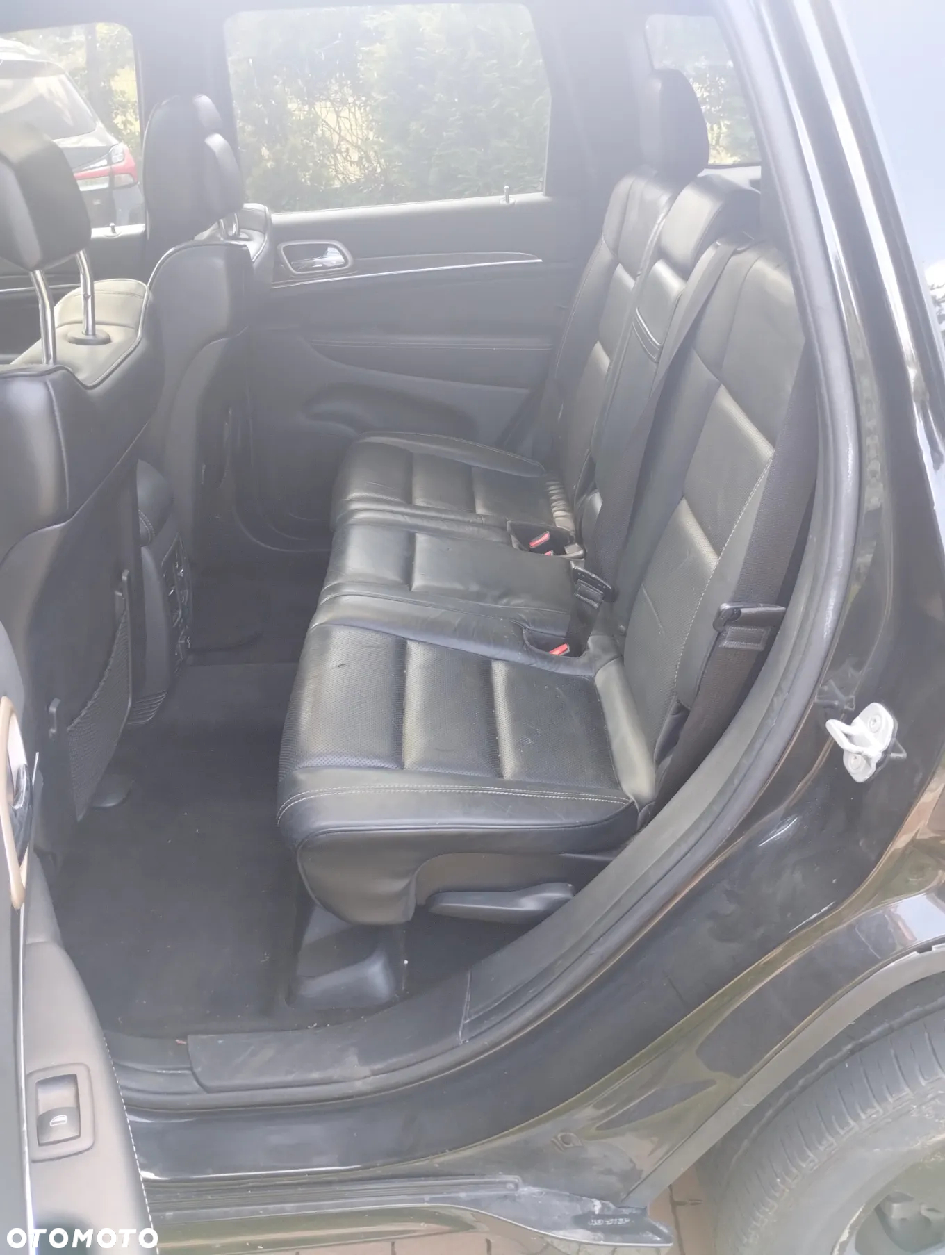 Jeep Grand Cherokee 5.7 V8 HEMI 4WD Automatik Overland - 19
