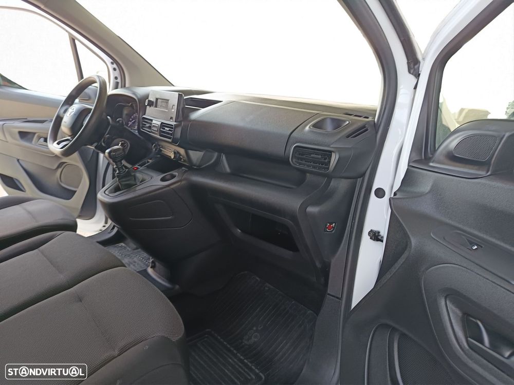Toyota Proace City 1.5D L1 Comfort PTB - 21