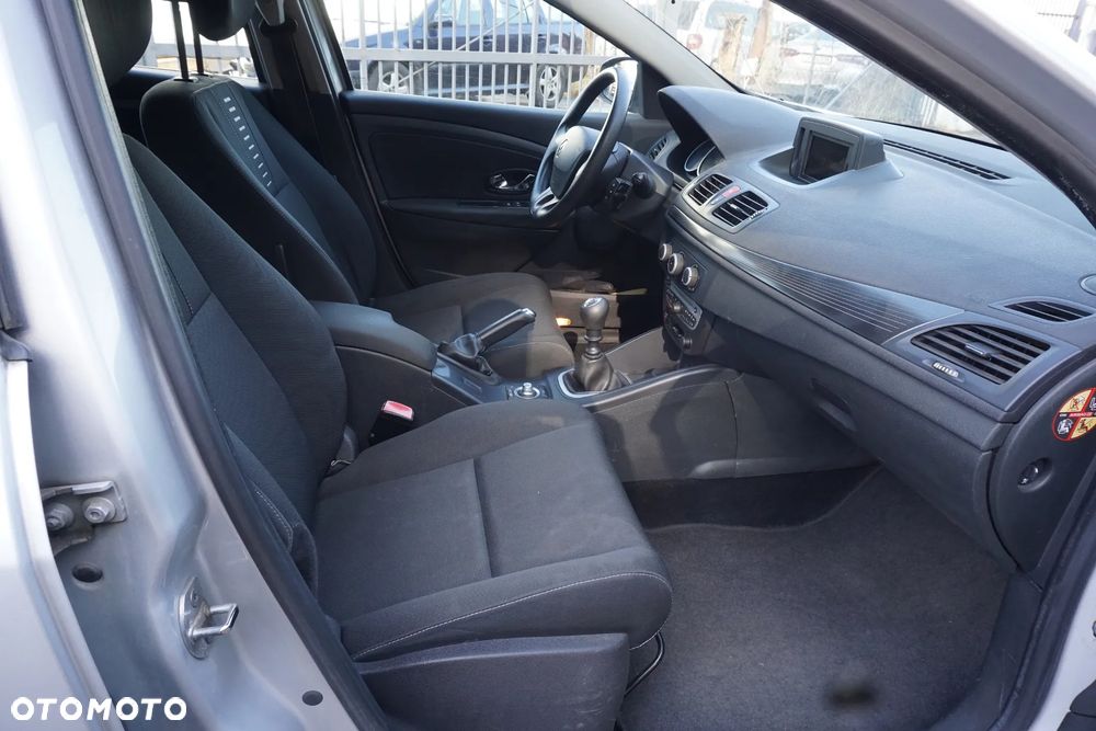 Renault Megane - 11