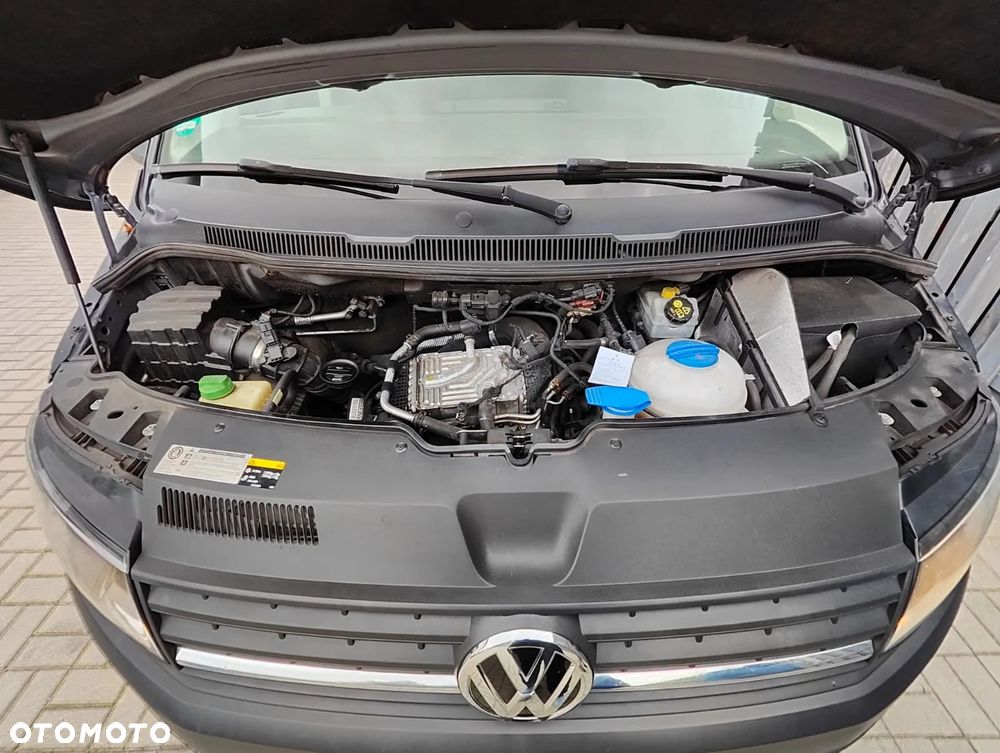 Volkswagen Transporter - 26