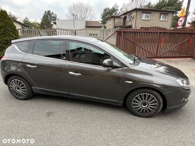 Lancia Delta 1.4 T-Jet 16v Argento - 5