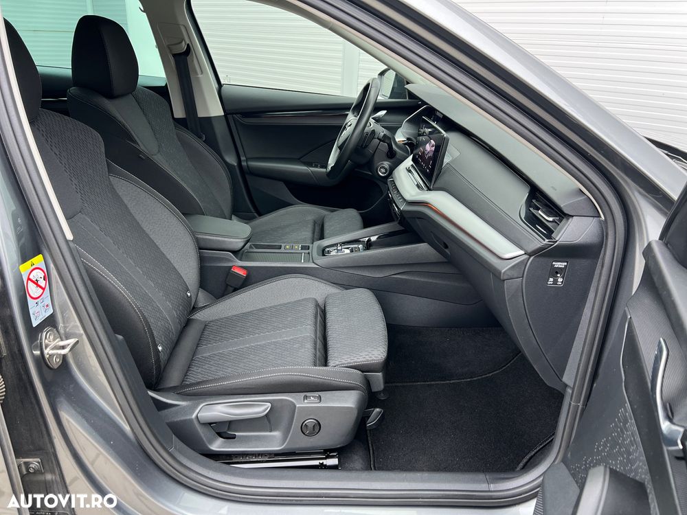 Skoda Octavia 2.0 TDI DSG Clever - 10