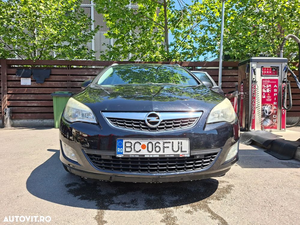 Opel Astra 1.7 CDTI DPF Cosmo - 1
