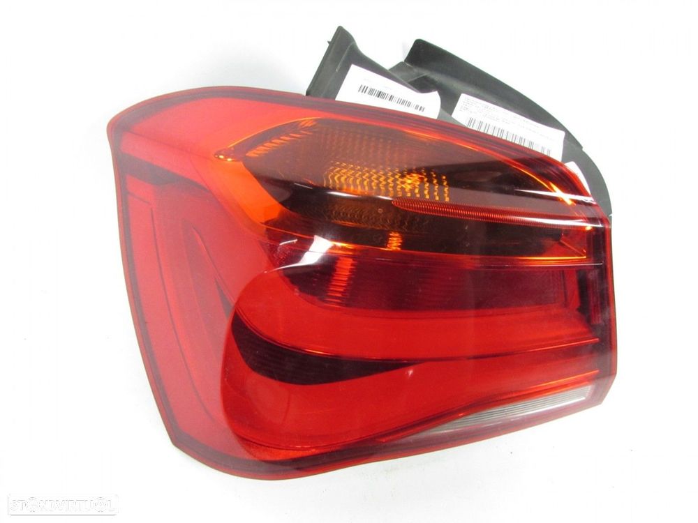 Farolim do Painel Esquerdo/Trás Seminovo/ Original BMW 1 (F20)/BMW 1 (F21) 63217... - 1