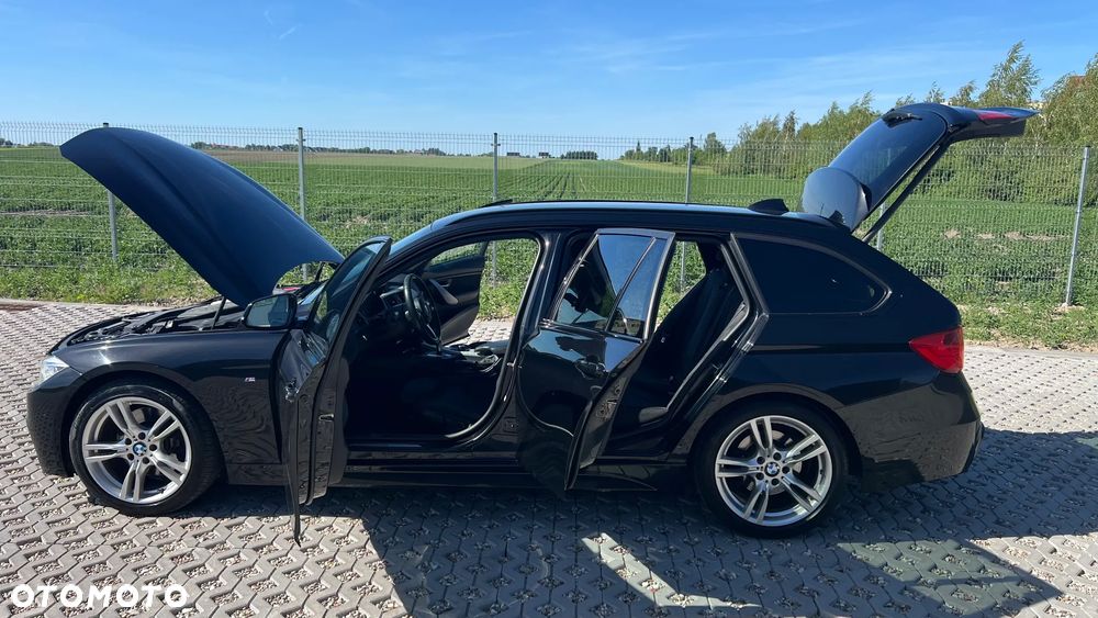 BMW Seria 3 325d M Sport - 12