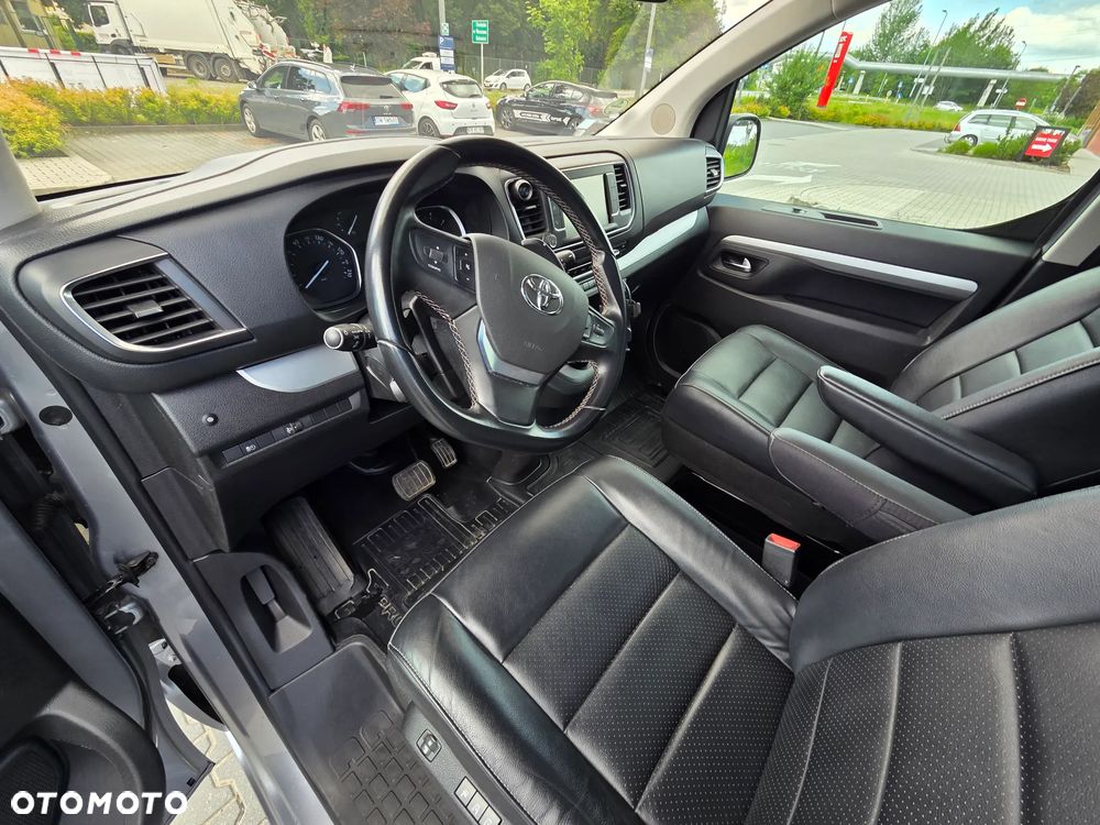 Toyota ProAce Kombi D-4D Long 2,8t - 28