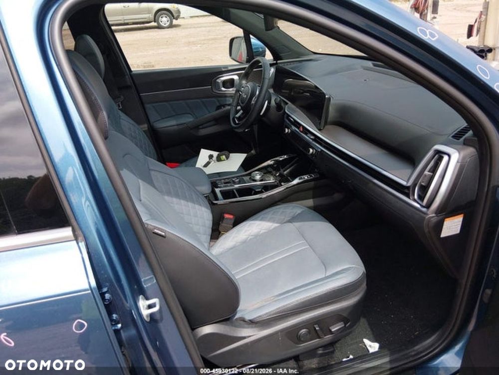Kia Sorento - 10