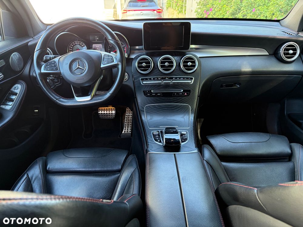 Mercedes-Benz GLC - 16