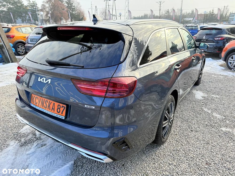 Kia Ceed 1.6 GDI PHEV L DCT - 6