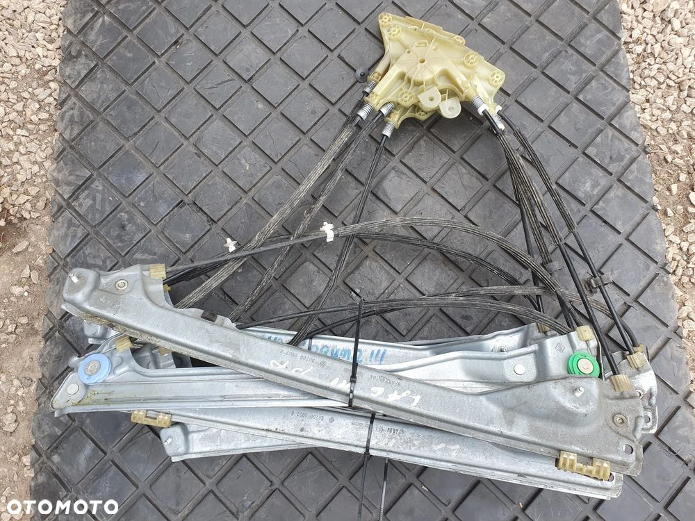 RENAULT LAGUNA III MECHANIZM SZYBY PRAWY PRZÓD POSIADAM 5 SZT - 1