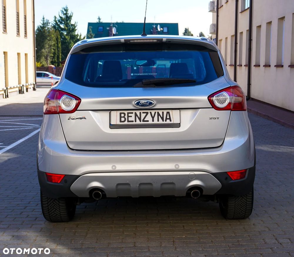 Ford Kuga 2.5 4x4 Titanium - 20
