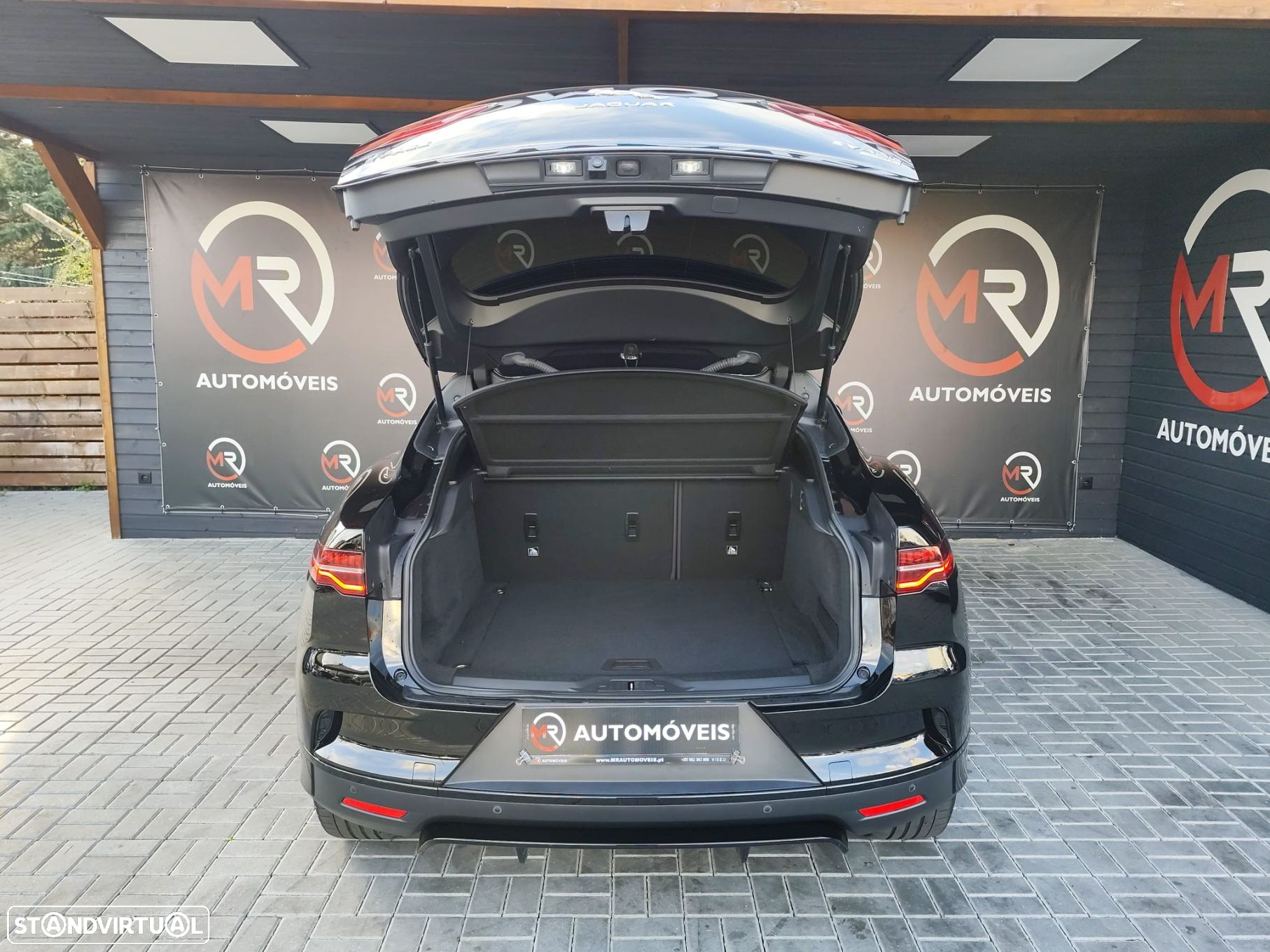 Jaguar I-Pace - 31