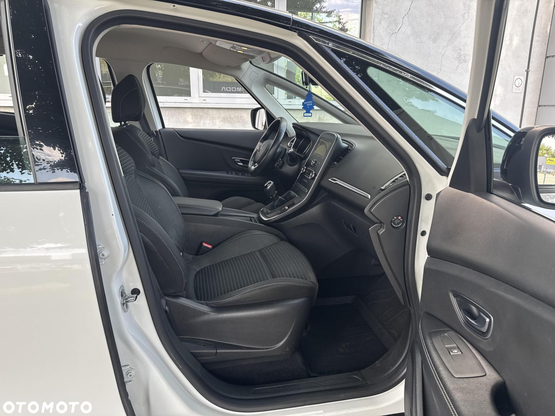 Renault Scenic 1.2 TCe Energy Intens - 21