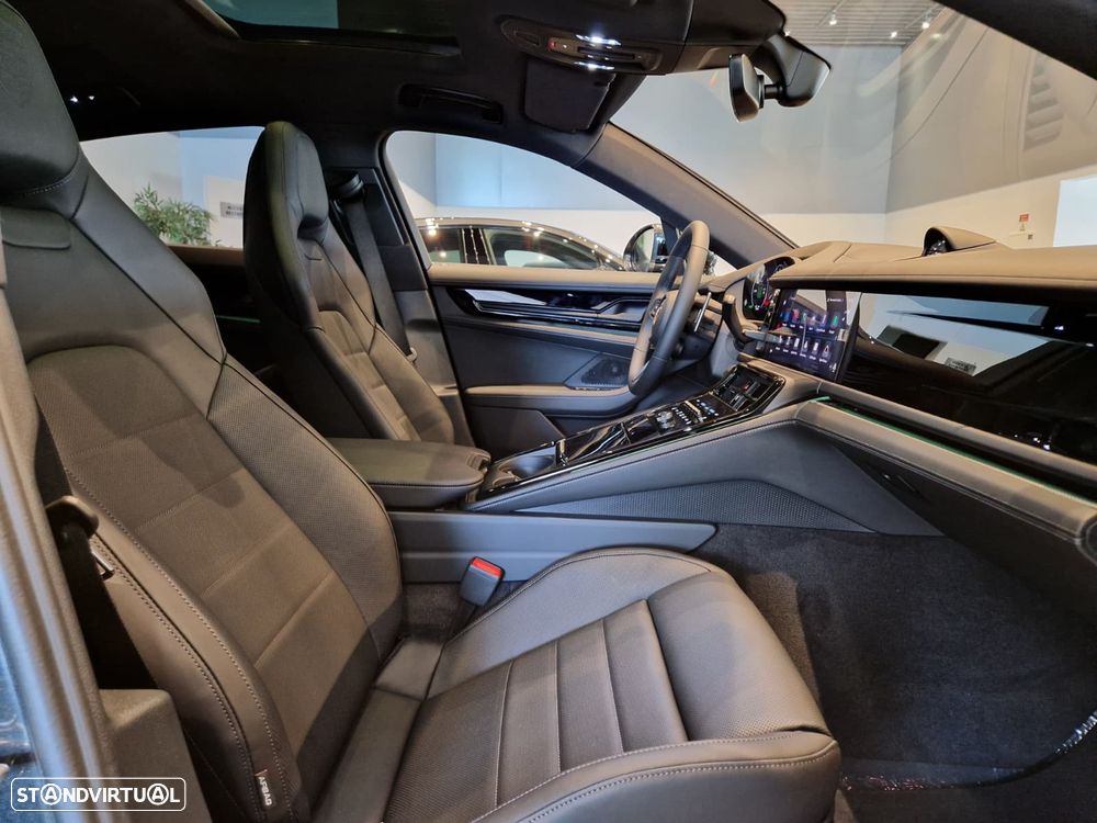Porsche Panamera 4 E-Hybrid - 20