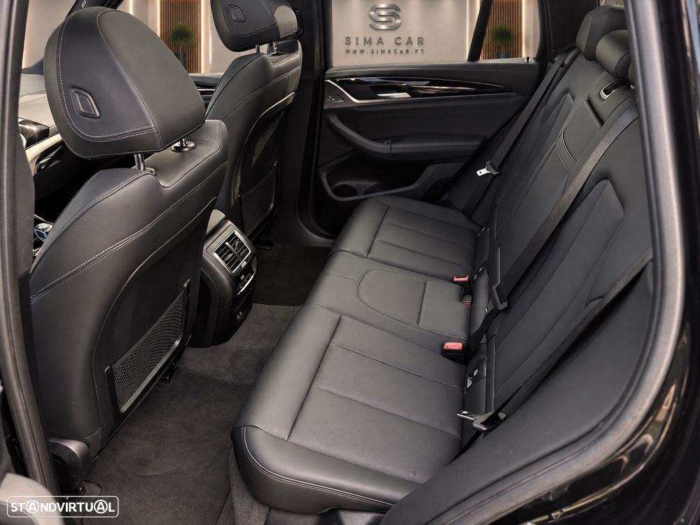 BMW iX3 M Sport Inspiring - 11