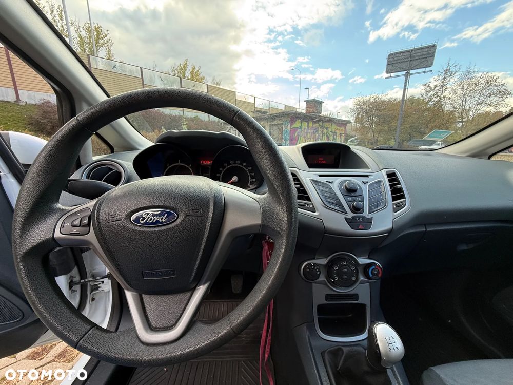 Ford Fiesta - 14