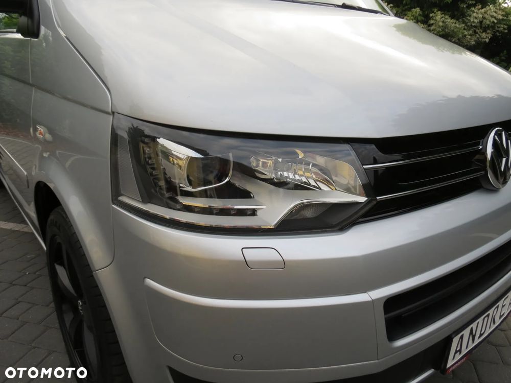 Volkswagen Multivan - 17