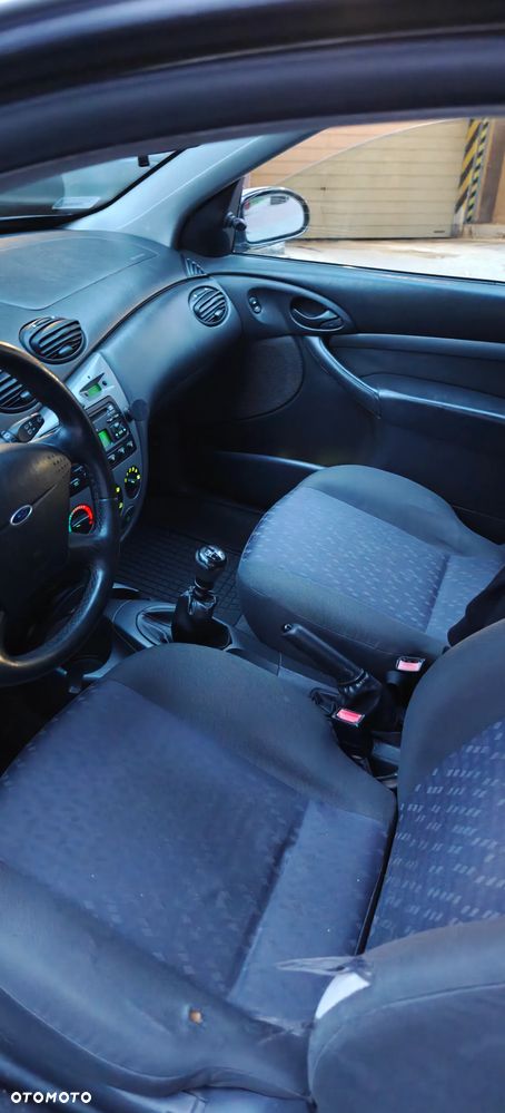 Ford Focus - 17