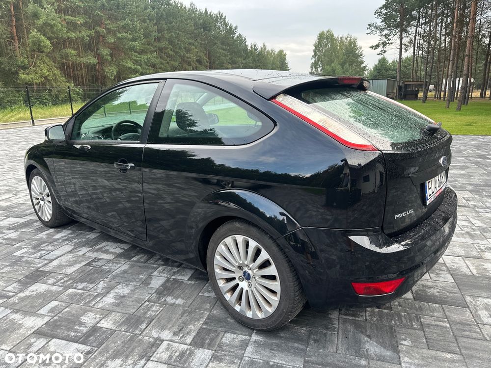 Ford Focus 2.0 16V Titanium - 28