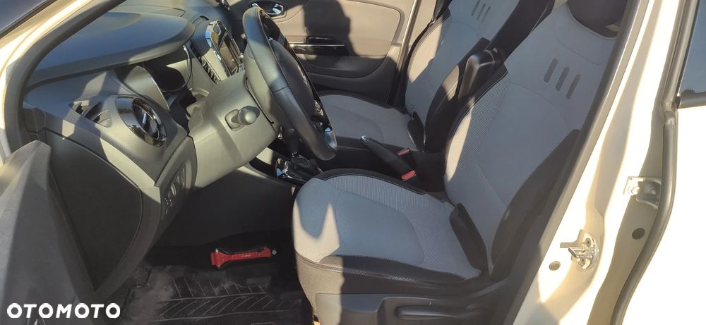 Renault Captur - 10