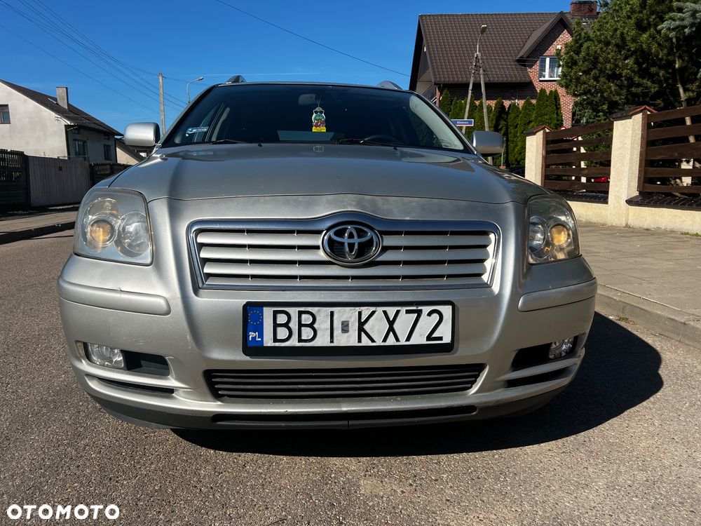 Toyota Avensis - 6