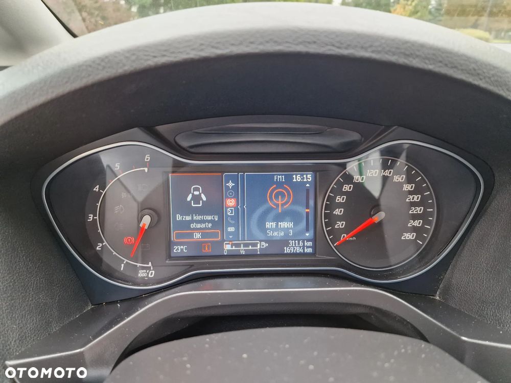 Ford S-Max 2.0 TDCi Titanium - 17